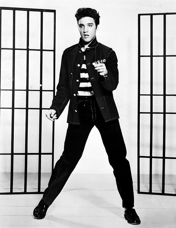 Elvis Presley con uno de sus auténticos looks